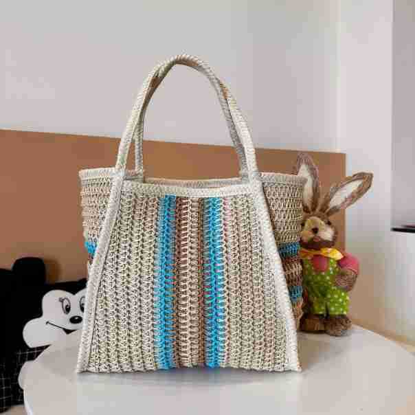 Beach/Vacation Shoulder Bag – Large Woven Tote, Commuter-Ready Straw Purse