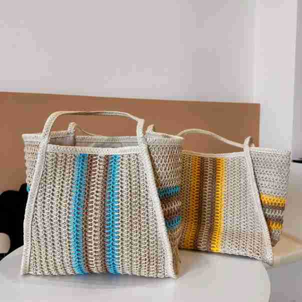 Beach/Vacation Shoulder Bag – Large Woven Tote, Commuter-Ready Straw Purse