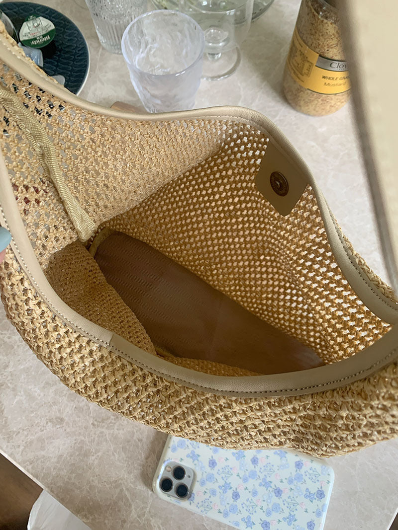 Lightweight Woven Straw Hobo Bag